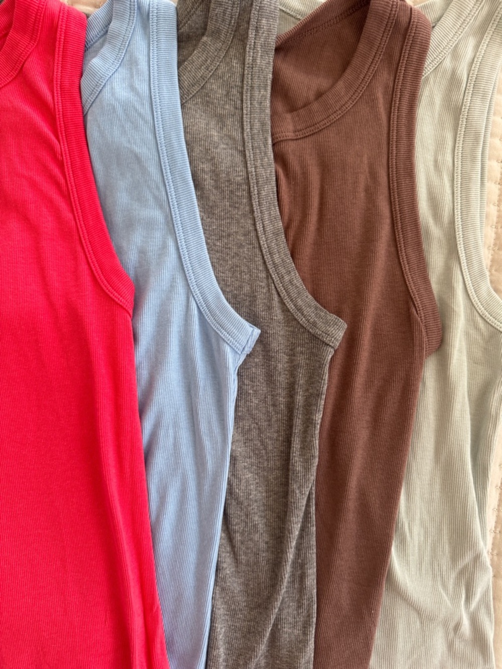 NWOT a new day women's tank top lot of five all size medium - Picture 4 of 4